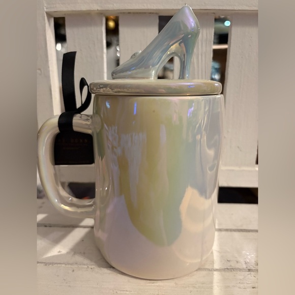 Rae Dunn Iridescent Cinderella Topper Mug - Picture 3 of 3